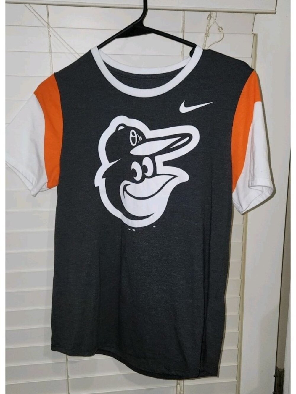 Baltimore Orioles Big Logo T-Shirt Women Size MEDIUM
